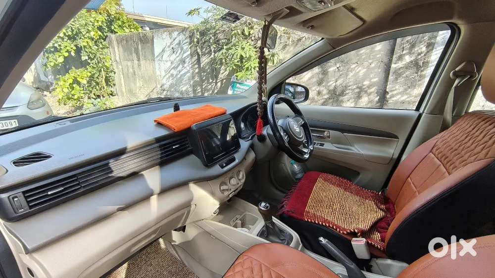 Maruti Suzuki Ertiga 2022 Cng & Hybrids 95422 Km Driven 825000rs