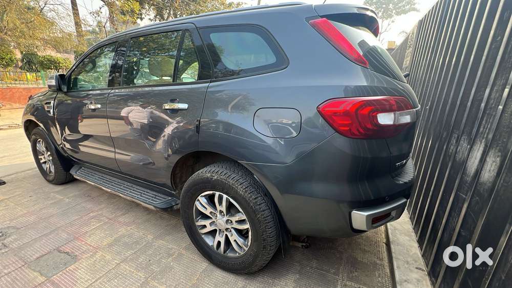 Ford Endeavour 3.2 Titanium At 4x4, 2017, Diesel