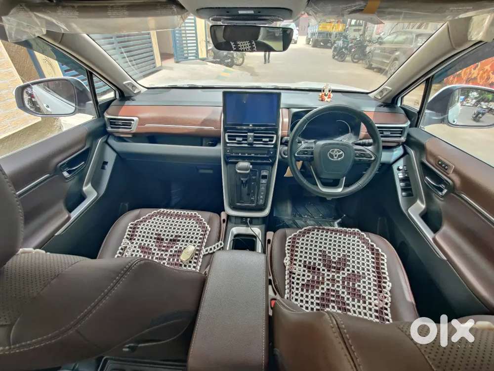Toyota Innova Hycross Hybrid 2024 Automatic