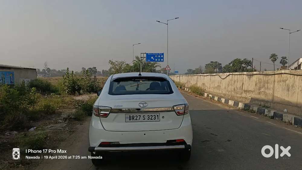 गाड़ी बढ़िया है गाड़ी में कोई दिक्कत नहीं है और ना कोई कमी है