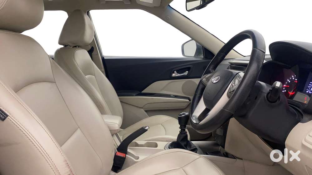 Mahindra Xuv300 W8 Option, 2020, Petrol