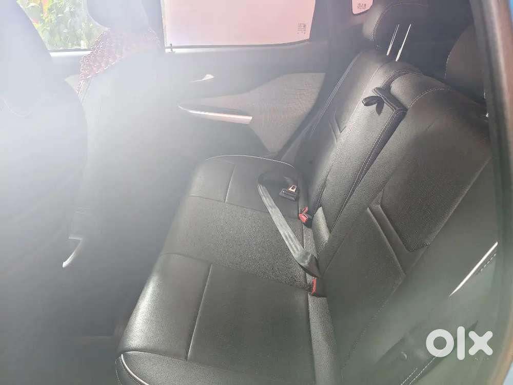 2022 Nissan Magnite Xv Turbo Cvt Automatic Dual Tone