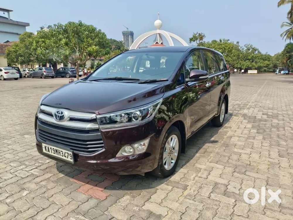 Toyota Innova Crysta 2017 Diesel Well Maintained