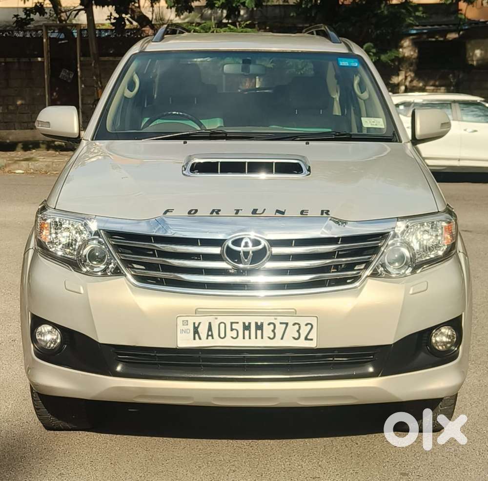 Toyota Fortuner 3.0 4x4 Manual, 2012, Diesel