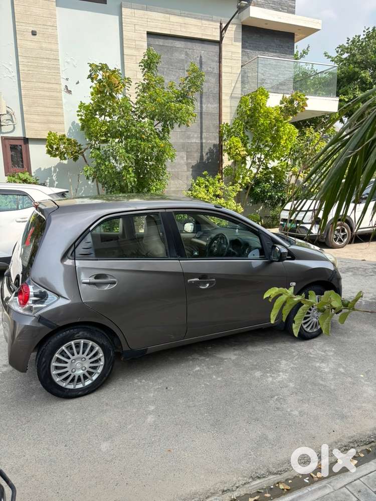 Honda Brio 2014 Petrol Well Maintained