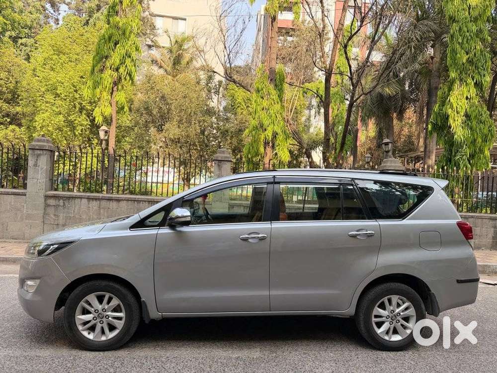 Toyota Innova Crysta 2.4 V 7 Str, 2016, Diesel