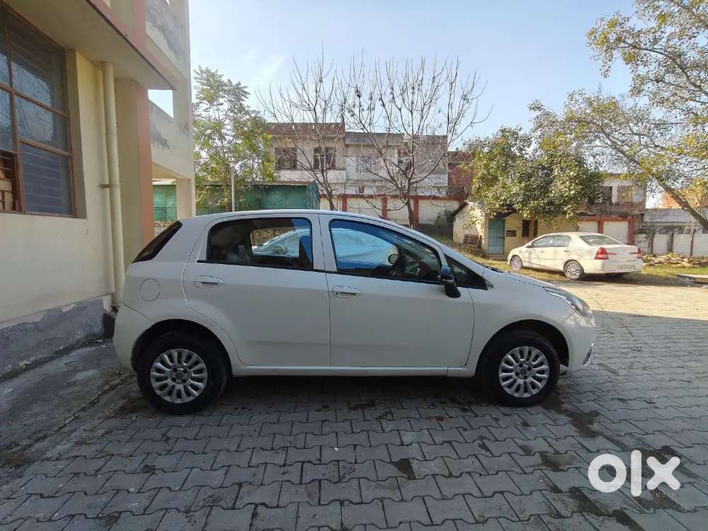 Fiat Punto Evo 2015 Diesel 94000 Km Driven