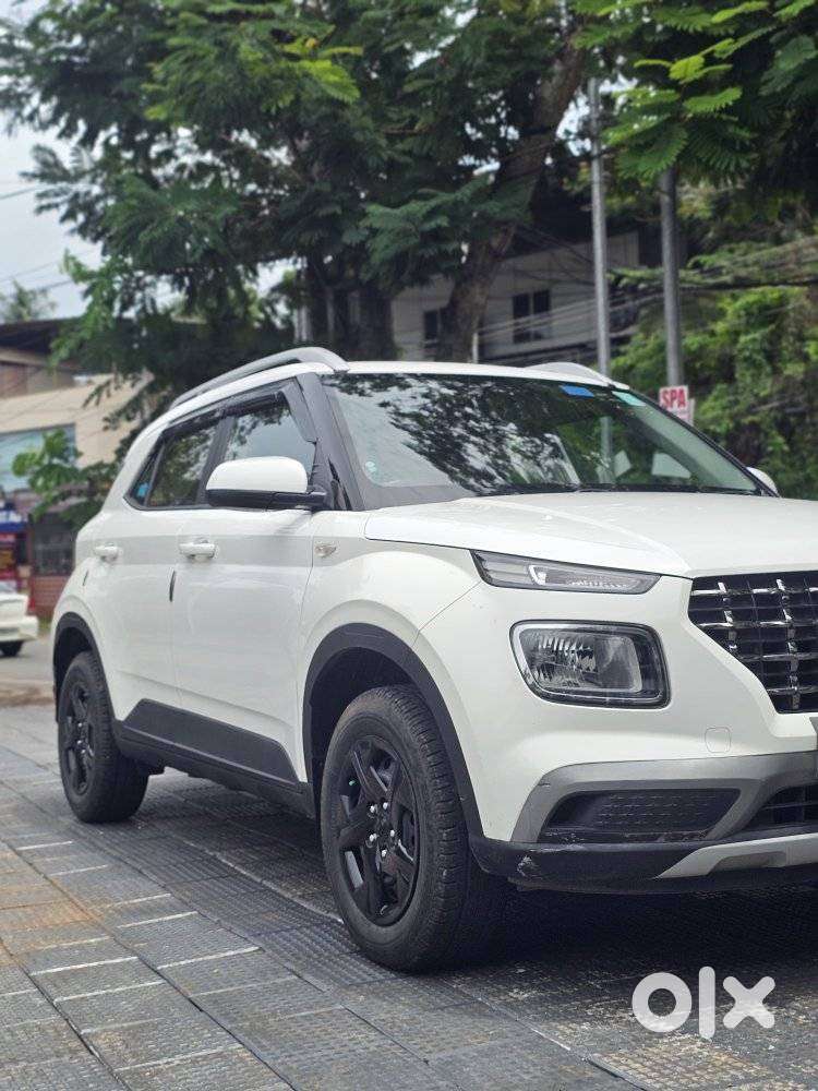 Hyundai Venue S 1.2 Petrol, 2019, Petrol