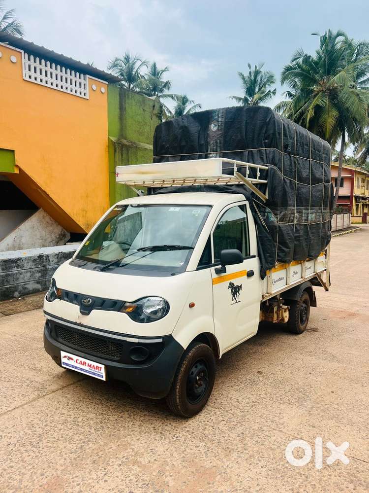 Mahindra Jeep, 2022, Petrol