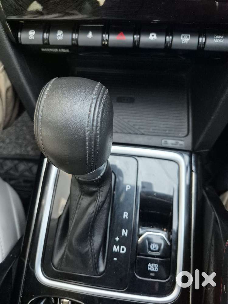 Mahindra Xuv700 Ax7l 6 Str At, 2024, Diesel