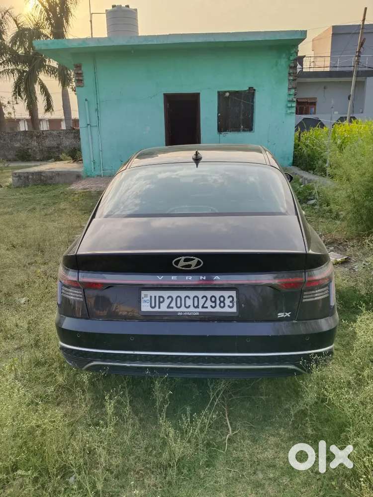 Hyundai Verna 1.5 Mpi Ivt Sx  Petrol 2024 Automatic