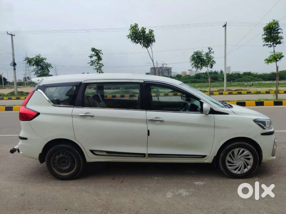 Maruti Suzuki Ertiga 1.5 Vxi, 2023, Petrol