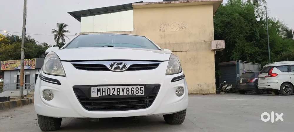 Hyundai I20 Asta Top Model 
2010 Passing Done Till 2030
3rd Owner