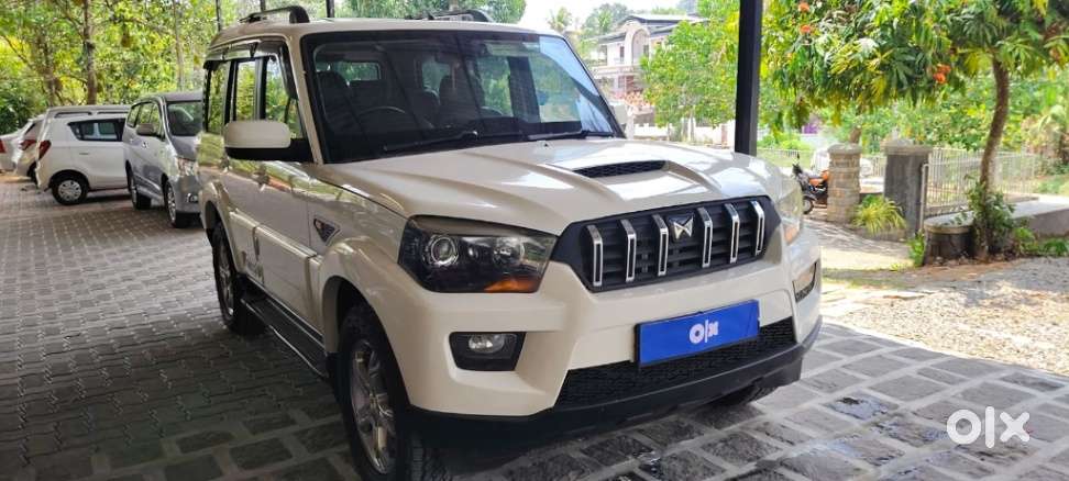 Mahindra Scorpio S10, 2015, Diesel