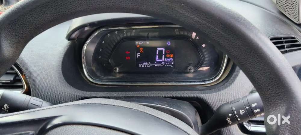 Tata Tiago 2020 Petrol