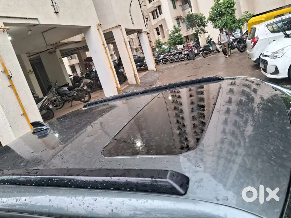 Tata Punch Dazzle Sunroof 2023