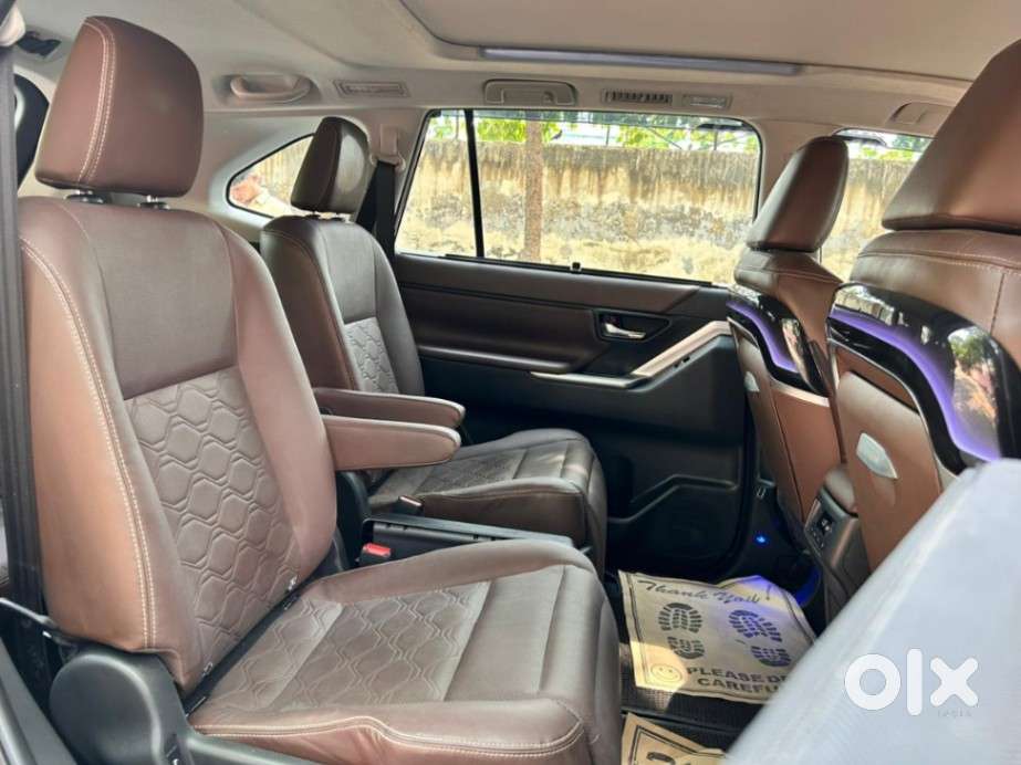Toyota Innova Hycross 2.0 Zx Hybrid 7 Str, 2024, Petrol