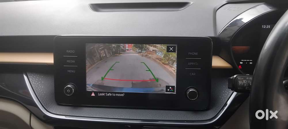 Skoda Slavia 1.5 Tsi Style At, 2022, Petrol