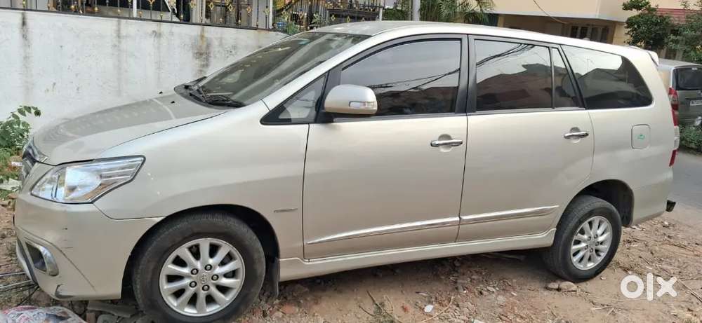 Innova Diesel 2014 2 Nd Owner
