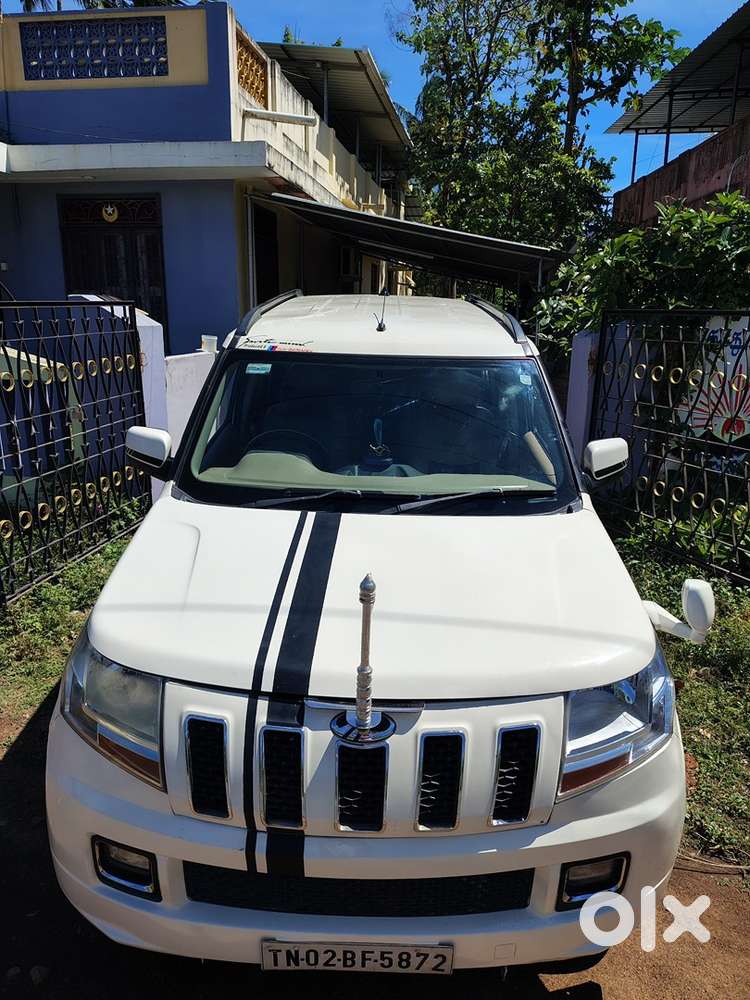 Mahindra Tuv 300 2016 Diesel Well Maintained