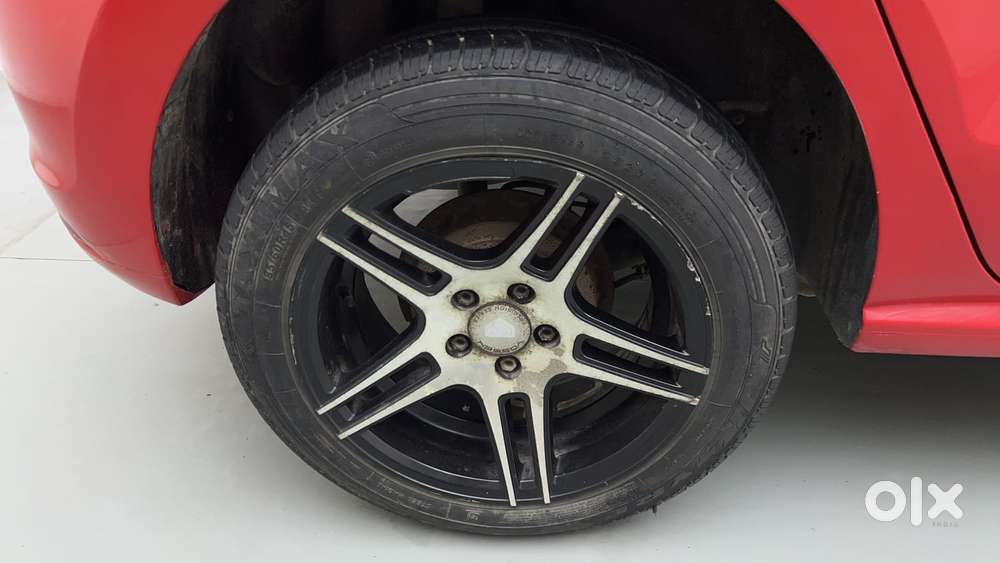 Volkswagen Polo 2009-2013 Petrol Comfortline 1.2l, 2017, Petrol