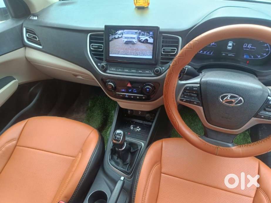 Hyundai Verna 1.5 Mpi Mt Sx (o), 2022, Petrol