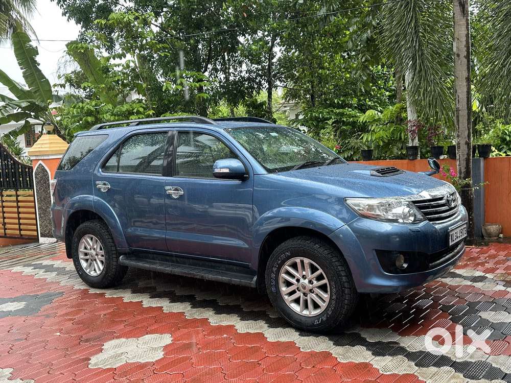 Toyota Fortuner 2011-2016 4x2 At, 2012, Diesel