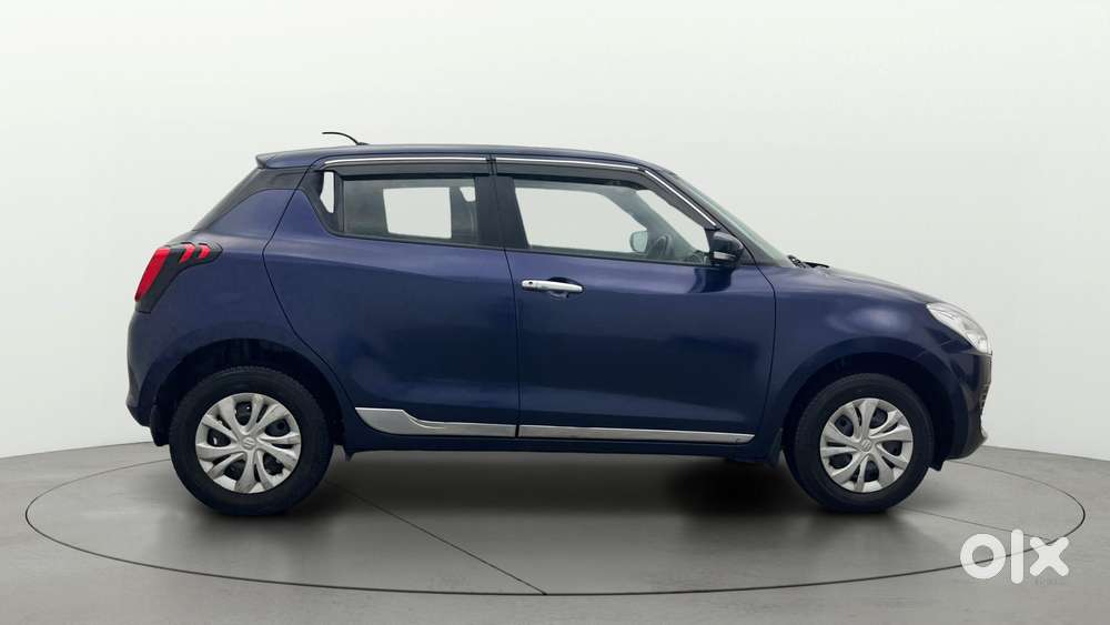Maruti Suzuki Swift VVT VXI, 2022, Petrol