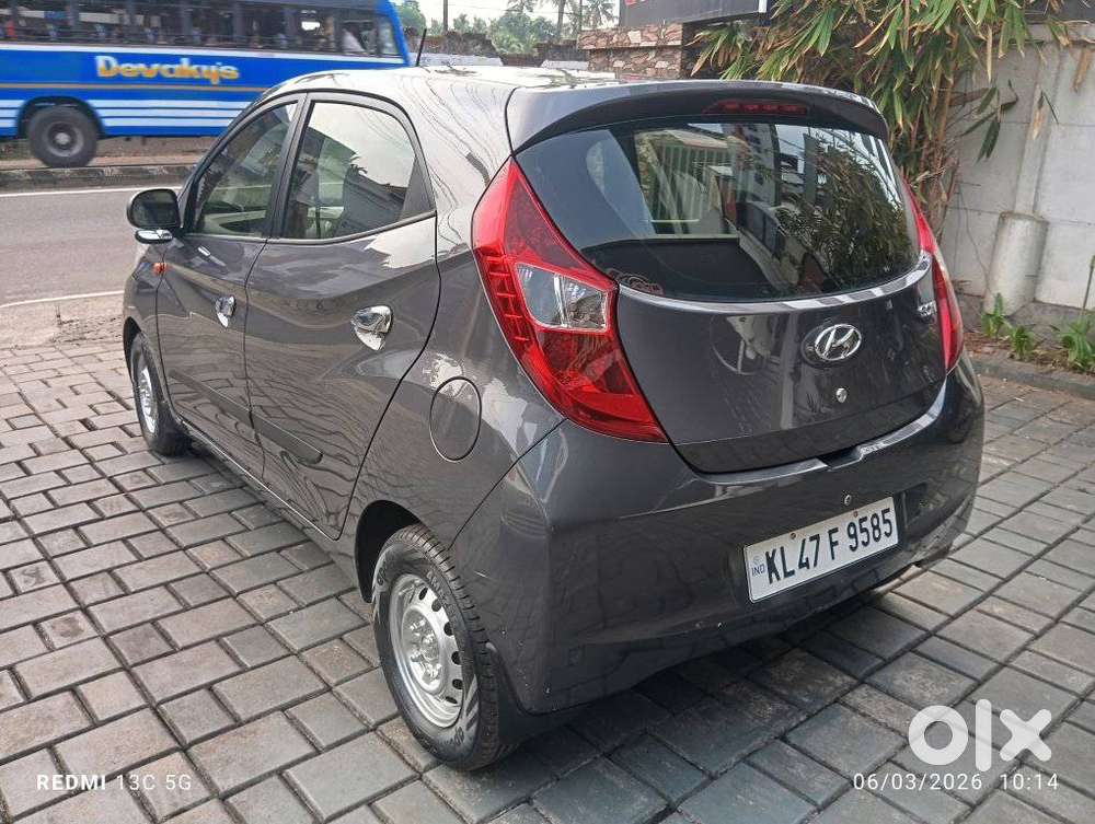 Hyundai Eon Era +, 2017, Petrol