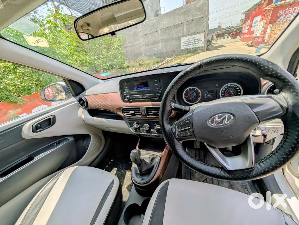 Hyundai Aura 2023 Cng  43000 Km Driven
