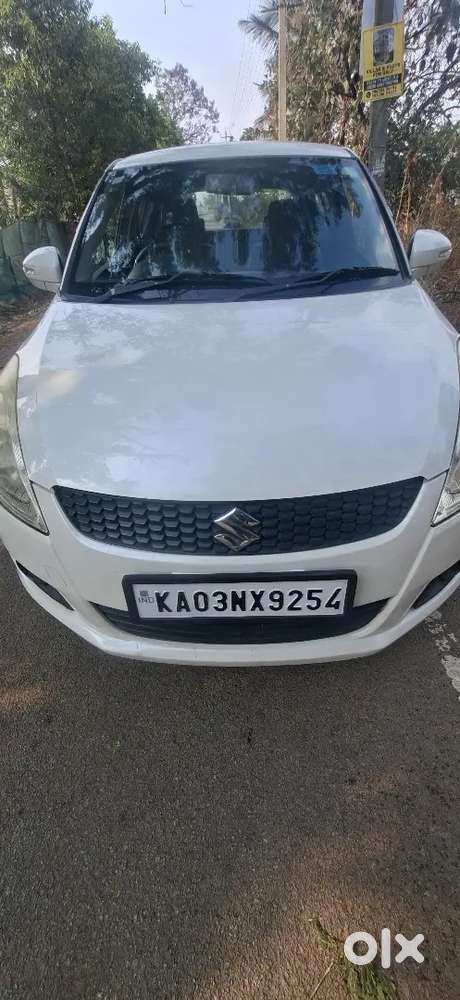 Maruti Suzuki Swift 2012 Petrol 42000 Km Driven