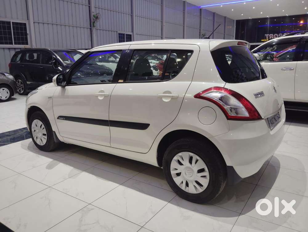 Maruti Suzuki Swift Vxi 1.2 Abs Bs-iv, 2012