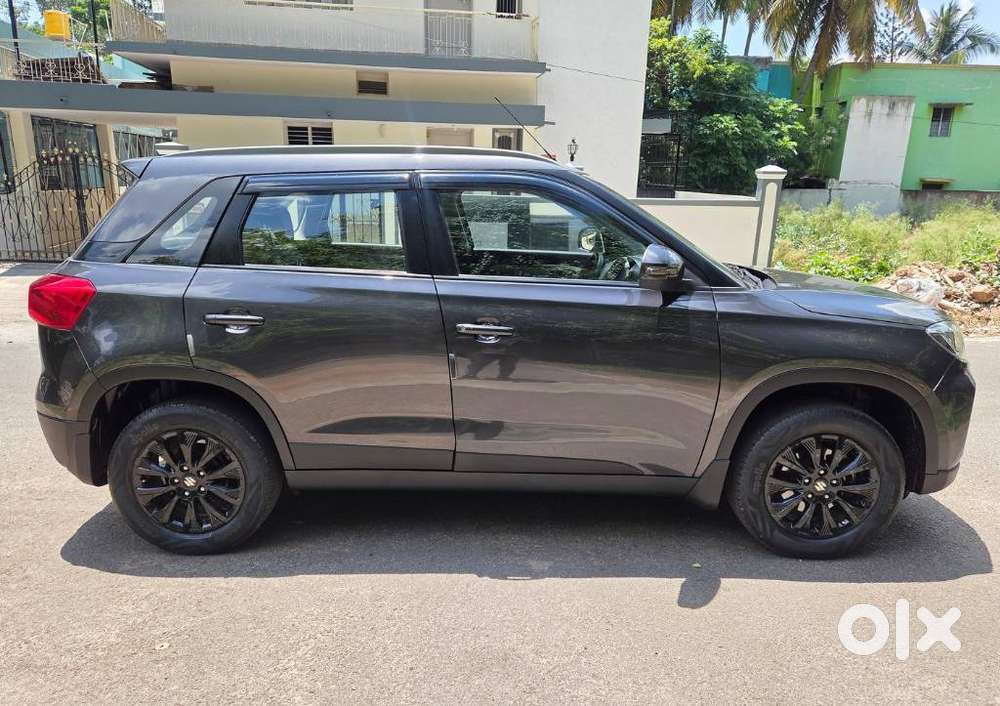 Maruti Suzuki Brezza 1.5 Zxi Smart Hybrid, 2022, Petrol