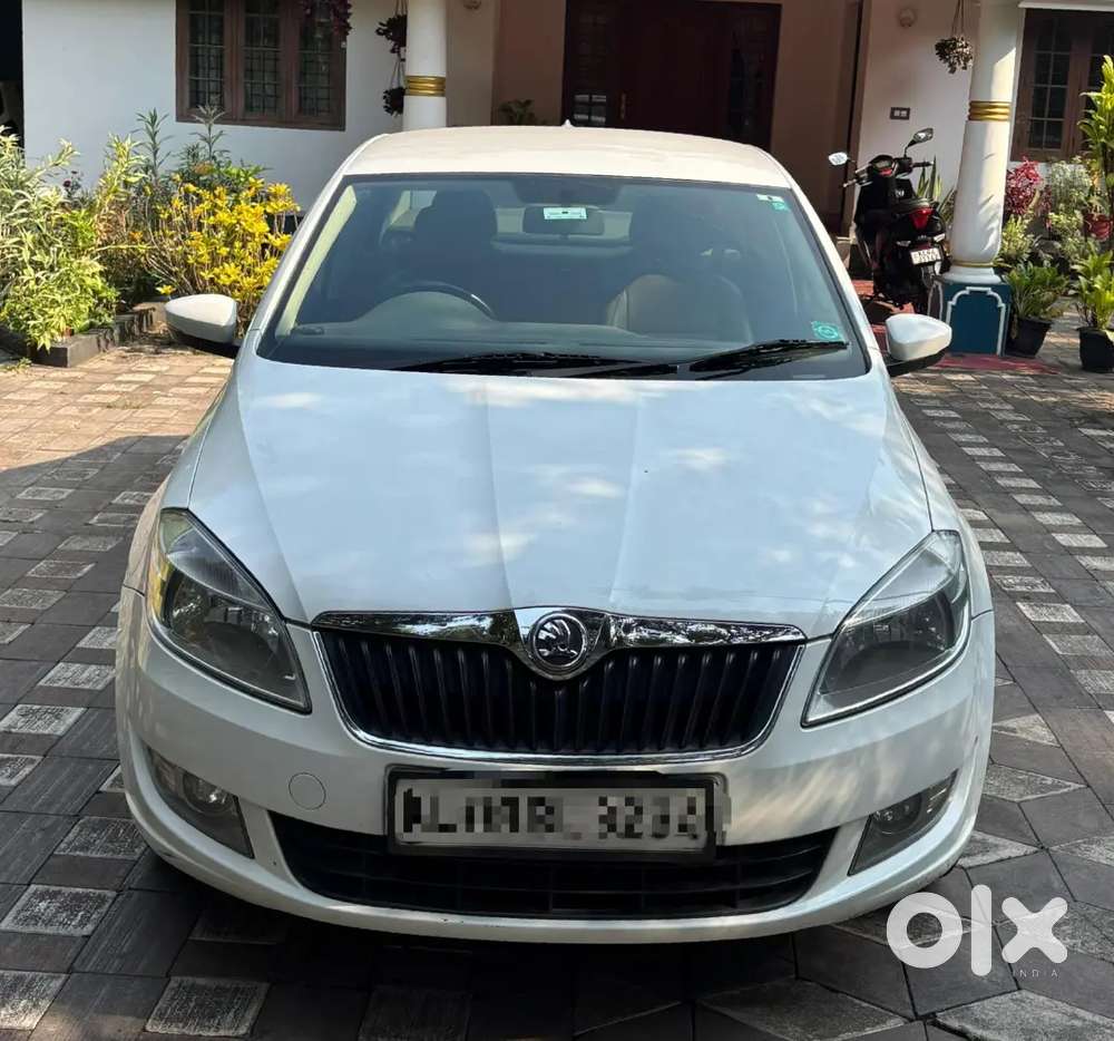 2016 Automatic Skoda Rapid 2016