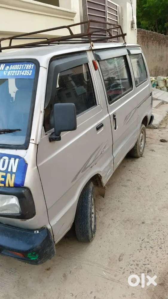 Maruti Suzuki Omni 2011 Silver Color 5 Str