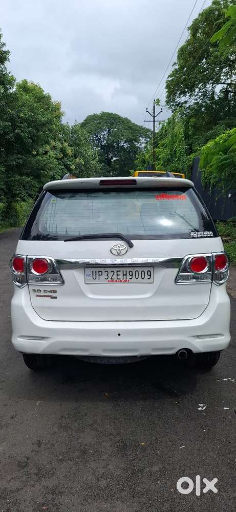 Toyota Fortuner 3.0 4x4 Manual, 2012, Diesel