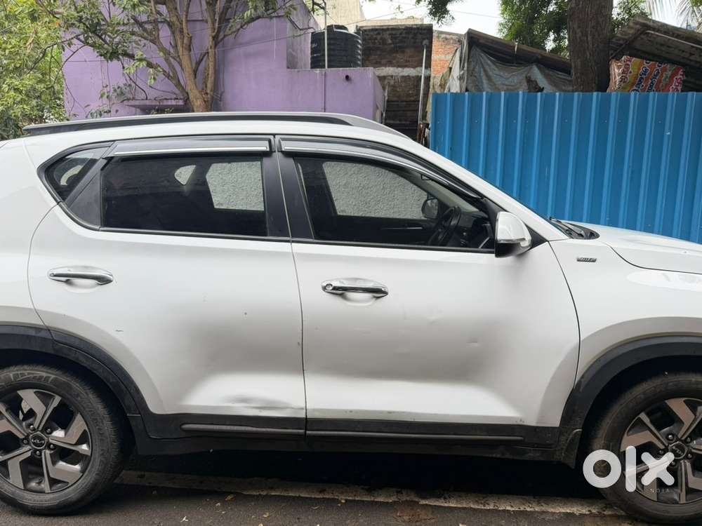 Kia Sonet Petrol 2023
