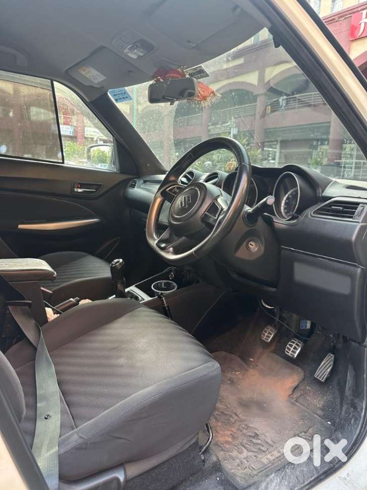 Maruti Suzuki Swift 2018 Zxi, 2019, Petrol