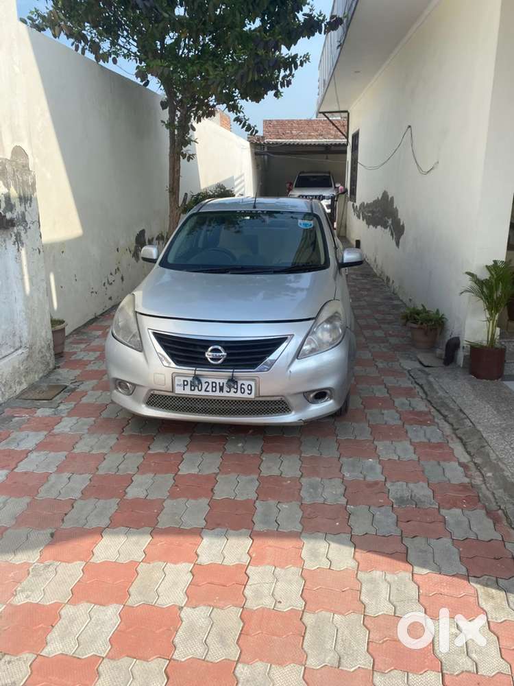 Nissan Sunny Petrol 2012