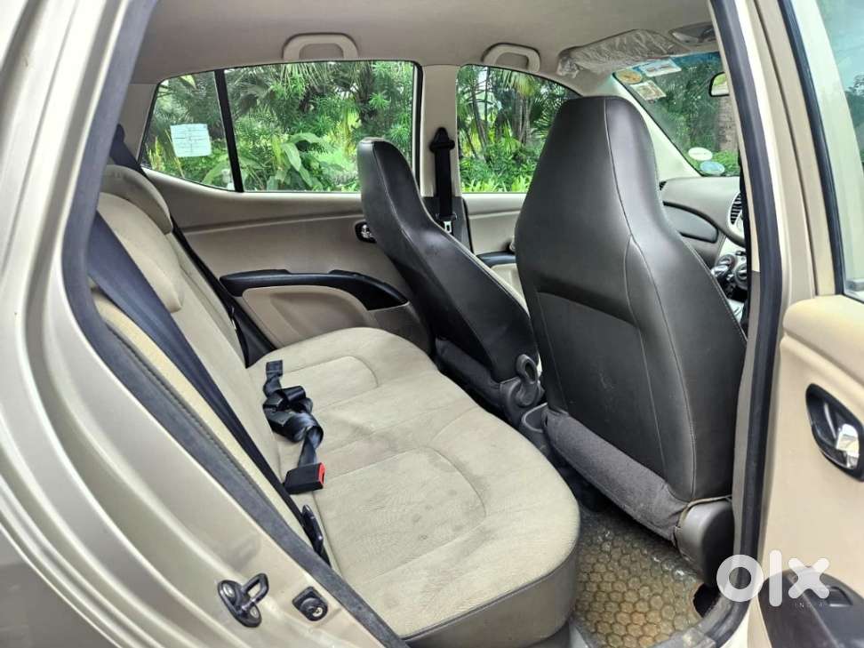 Hyundai I10 Sportz At, 2013, Petrol