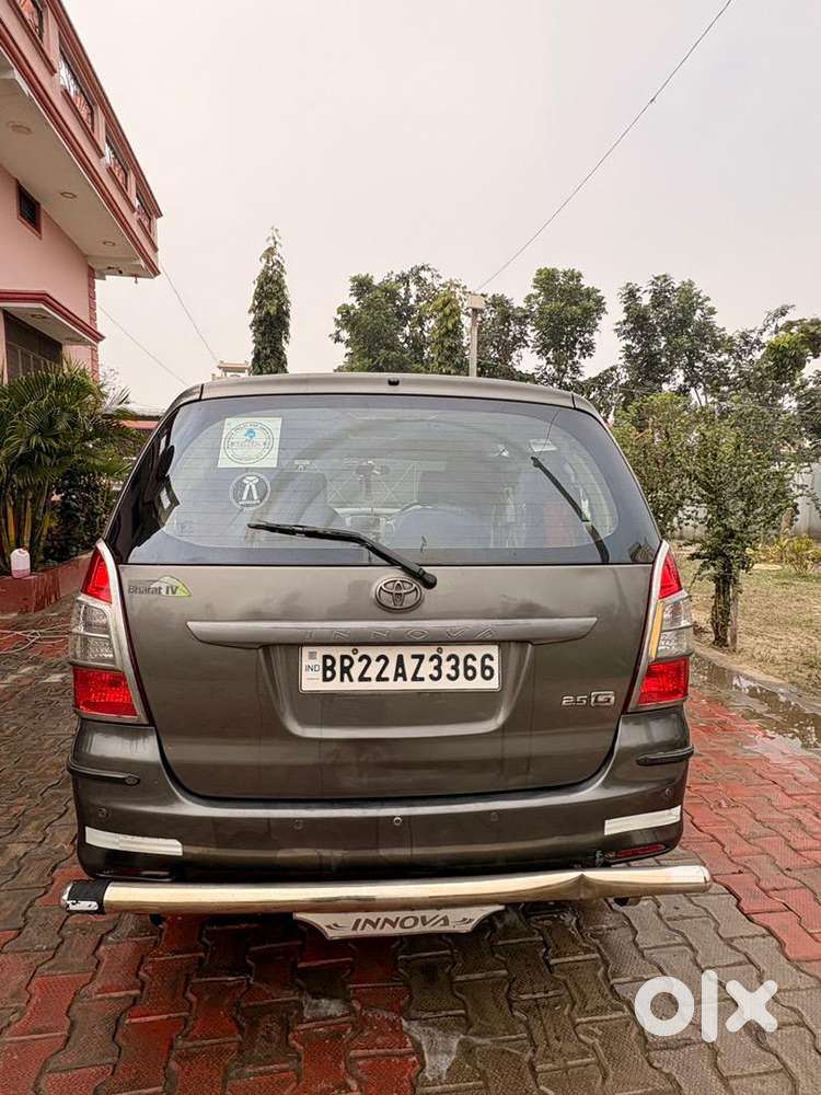 Toyota Innova 2012 Diesel Well Maintained