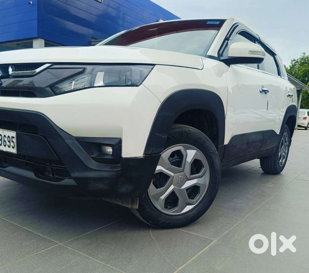 Maruti Suzuki Brezza 1.5 Lxi Smart Hybrid, 2022, Petrol