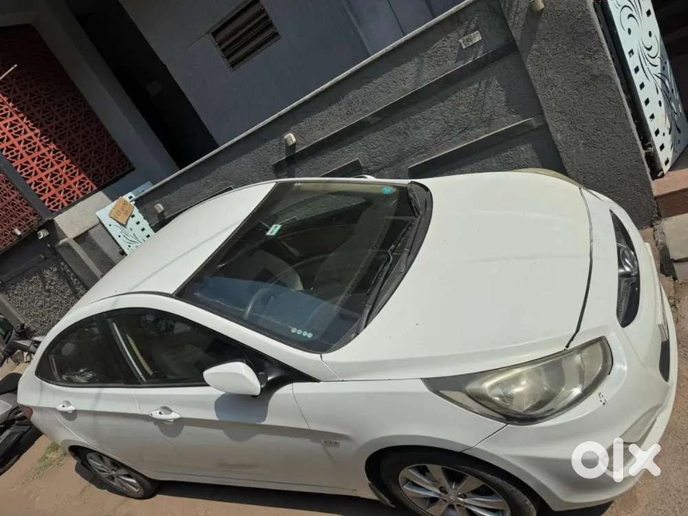 Hyundai Verna 2012 Diesel 130000 Km Driven