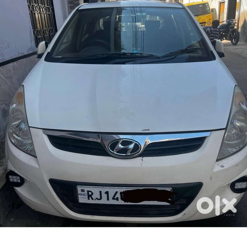 Hyundai I20 Asta Petrol 2010