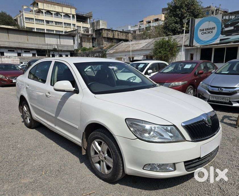 Skoda Laura 1.9 Tdi Mt Ambiente, 2009, Diesel