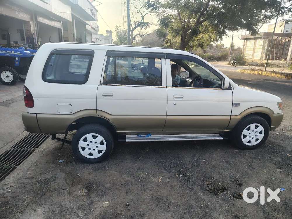 Chevrolet Tavera