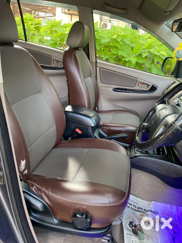 Toyota Innova 2.5 G (diesel) 8 Seater, 2015, Diesel