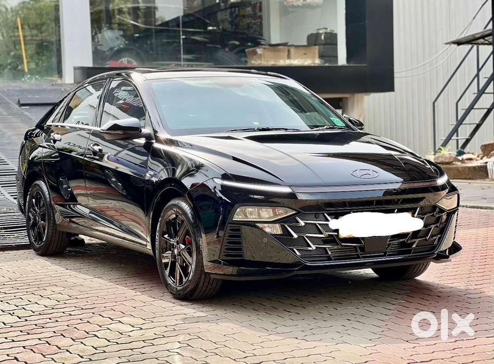 Hyundai New Verna 2025 Petrol Well Maintained (negotiatiable)