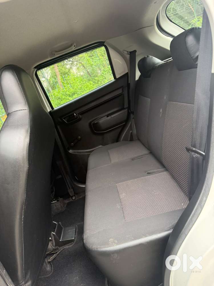 Maruti Suzuki Swift Lxi, 2018, Petrol