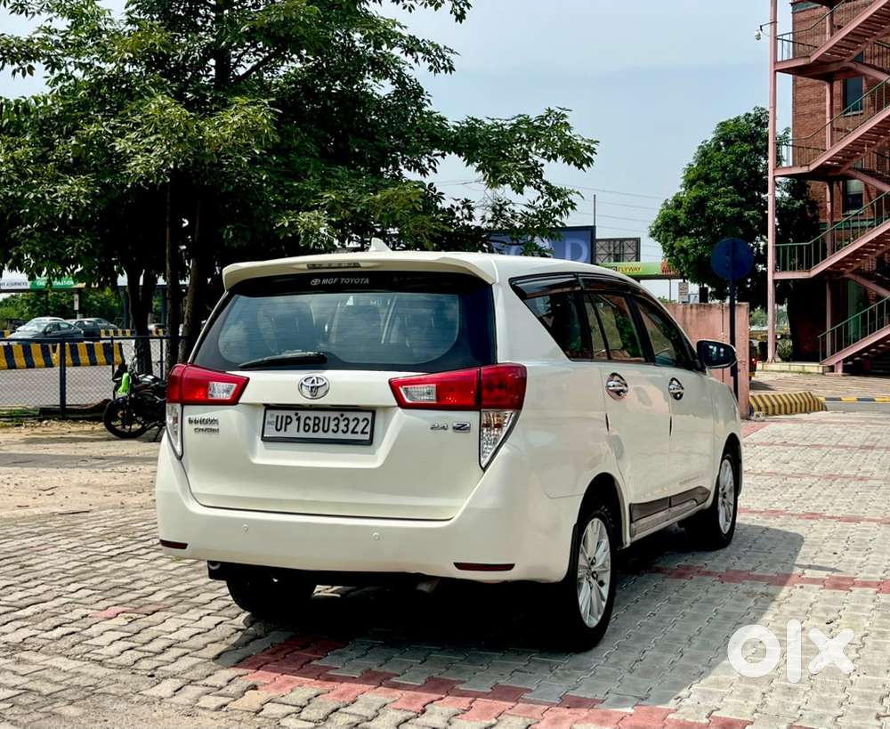 Toyota Innova Crysta Zx 7 Str Diesel (2018)